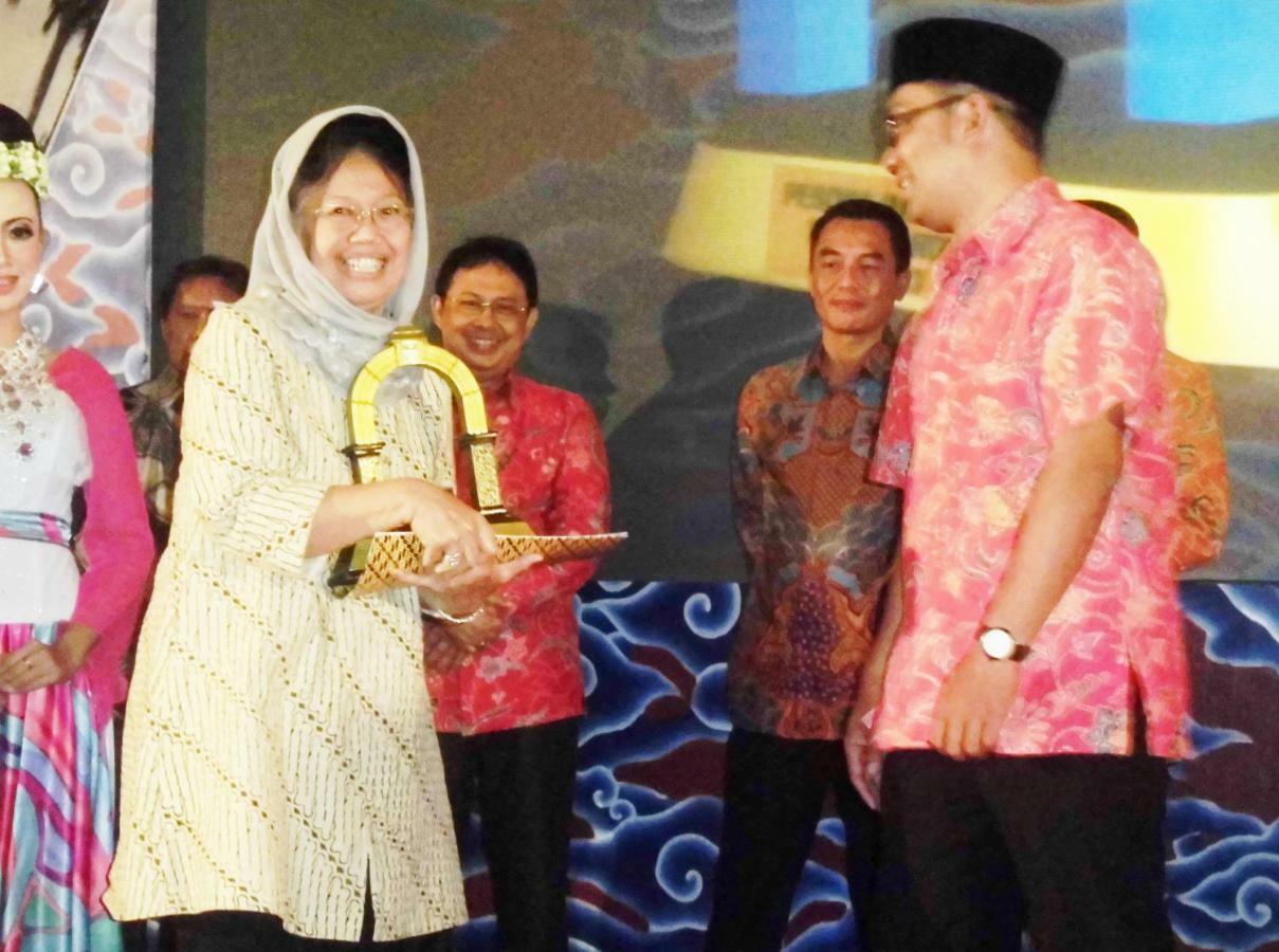 Rumah Tawa Hotel Syariah Bandung Exteriér fotografie